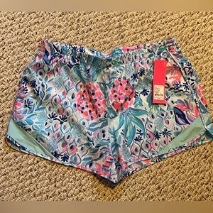Lilly Pulitzer Ocean Trail Short, NWT, Medium